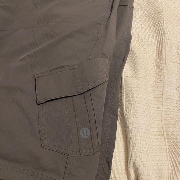 Lululemon men’s shorts. - Picture 3 of 3